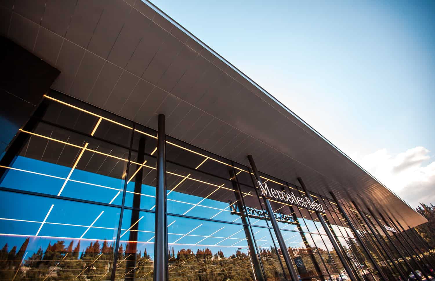 Mercedes-Benz Showroom
